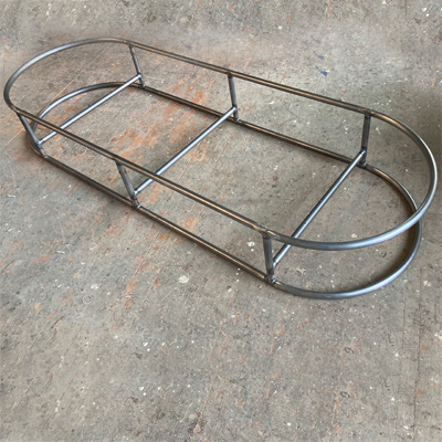 B ank Schwing Stoffbezug Kvadrat Brandschutzklasse B1und Edelstahlrahmen